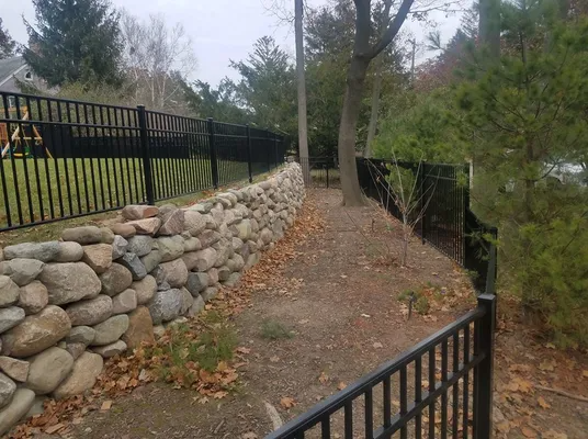 Aluminum Fence and Garden Fence