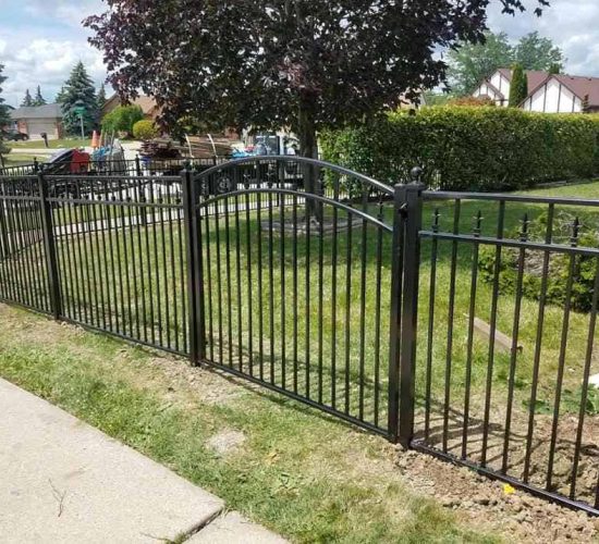 Aluminum Fence Installation (4)
