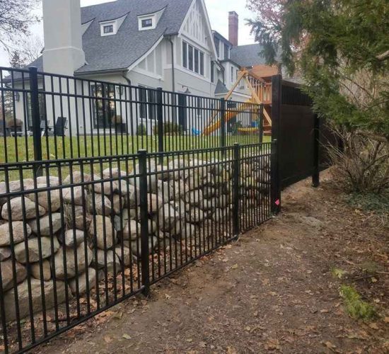 Aluminum Fence Installation (6)