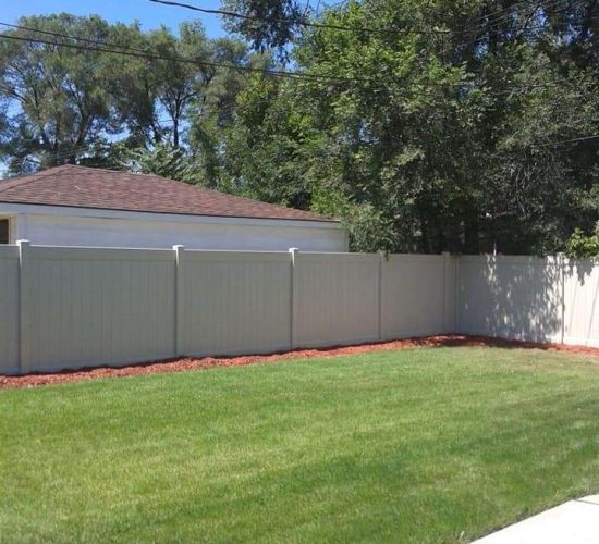 privacy fence installation (3)
